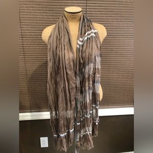 ✨Host Pick ✨ Medium Brown/grey striped scarf by Blu